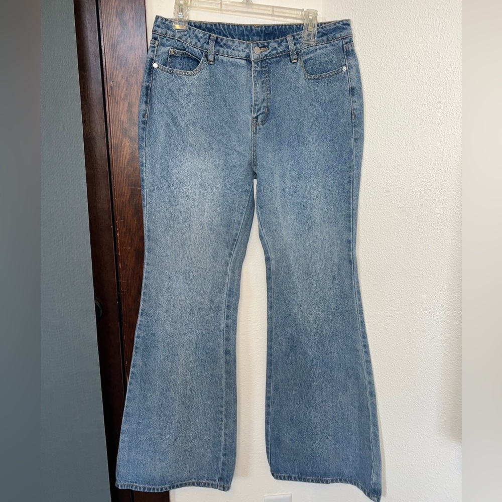 Women’s UNIF flared jeans size 31